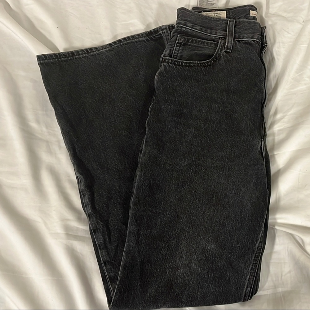Washed Black Levi’s flare jeans